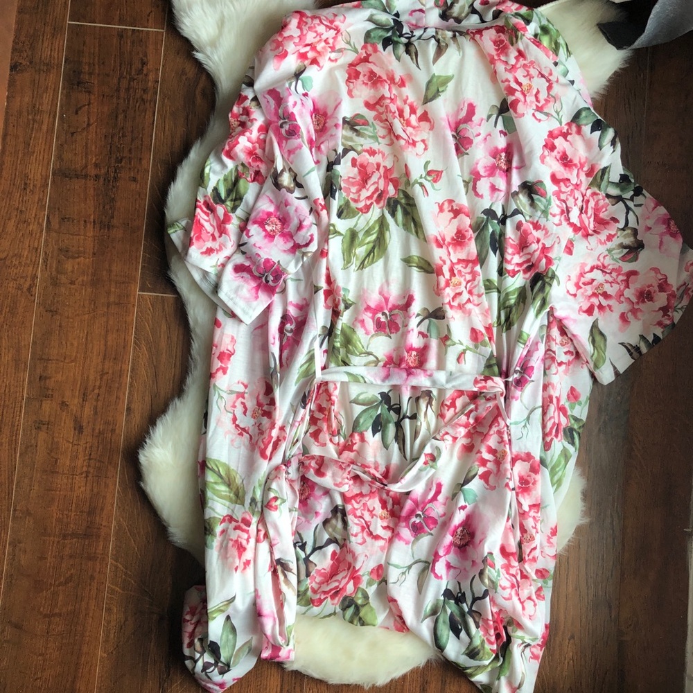Show me your mum BRIE ROBE ~ GARDEN OF BLOOMS - Picture 4 of 5